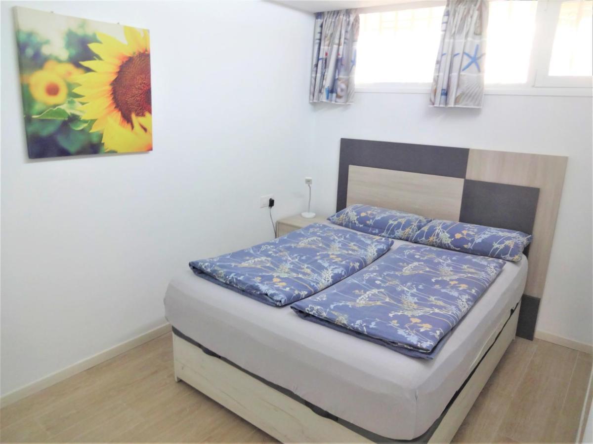Spotless South Facing Apartment With Pool View And Wifi Heart Of Las Americas Playa de las Americas  Exterior photo