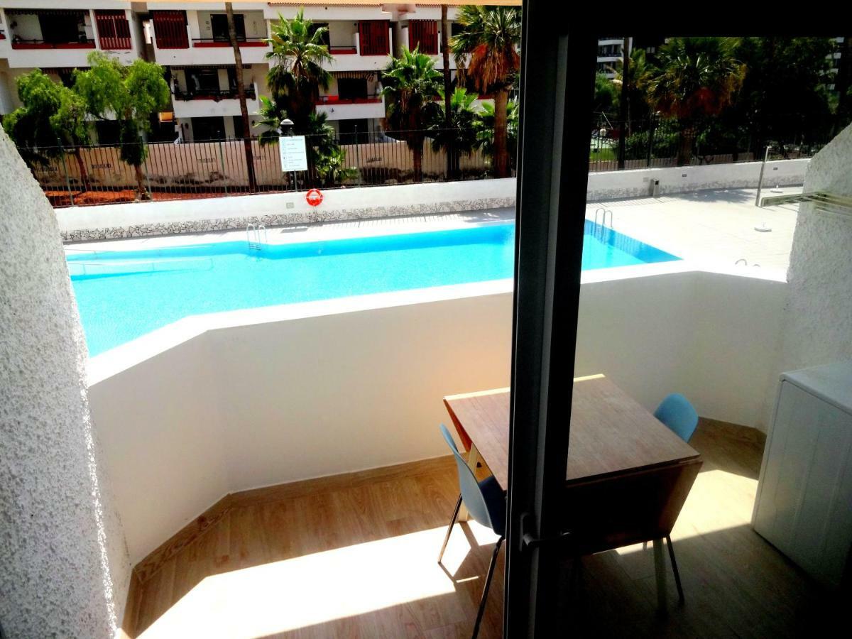 Spotless South Facing Apartment With Pool View And Wifi Heart Of Las Americas Playa de las Americas  Exterior photo